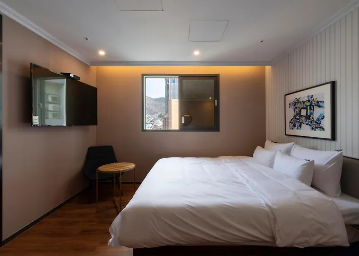 Hotel Seomyeon Brown-dot Gold Busan
