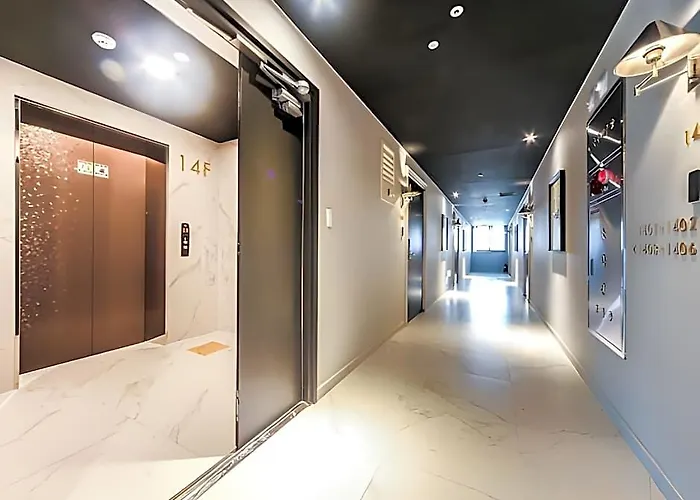Seomyeon Brown-dot Gold Hotel Busan