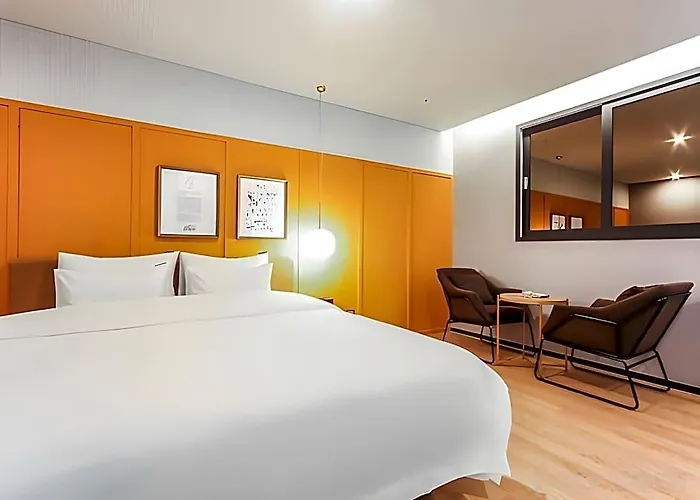 Hotel Seomyeon Brown-dot Gold Busan