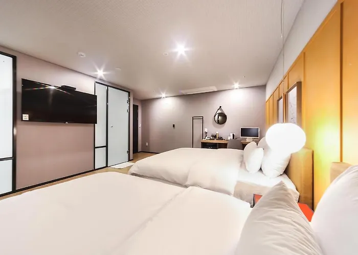 Seomyeon Brown-dot Gold Hotel