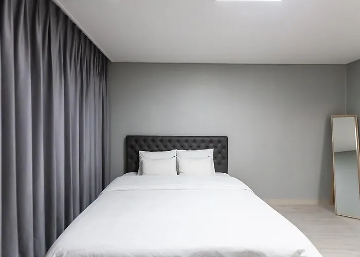 Seomyeon Brown-dot Gold Hotel